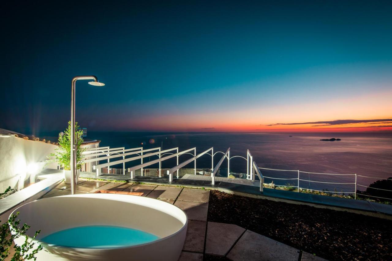 Villa La Tagliata Spectacular Jacuzzi Tub Amazing View And Private Parking Garage Позитано Экстерьер фото